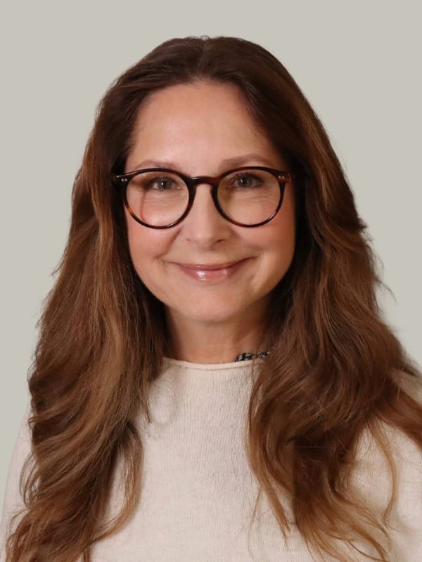 Bettina Bieberstein Lee